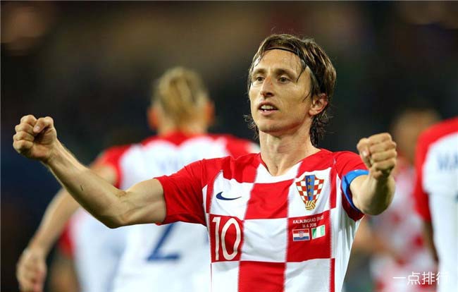 雄鹿最近12场狂输10场，排名跌出东部前十