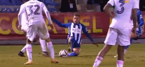 布鲁日在客场挑战阿森纳之前解雇了主教练尼基海恩伊万·莱科接任